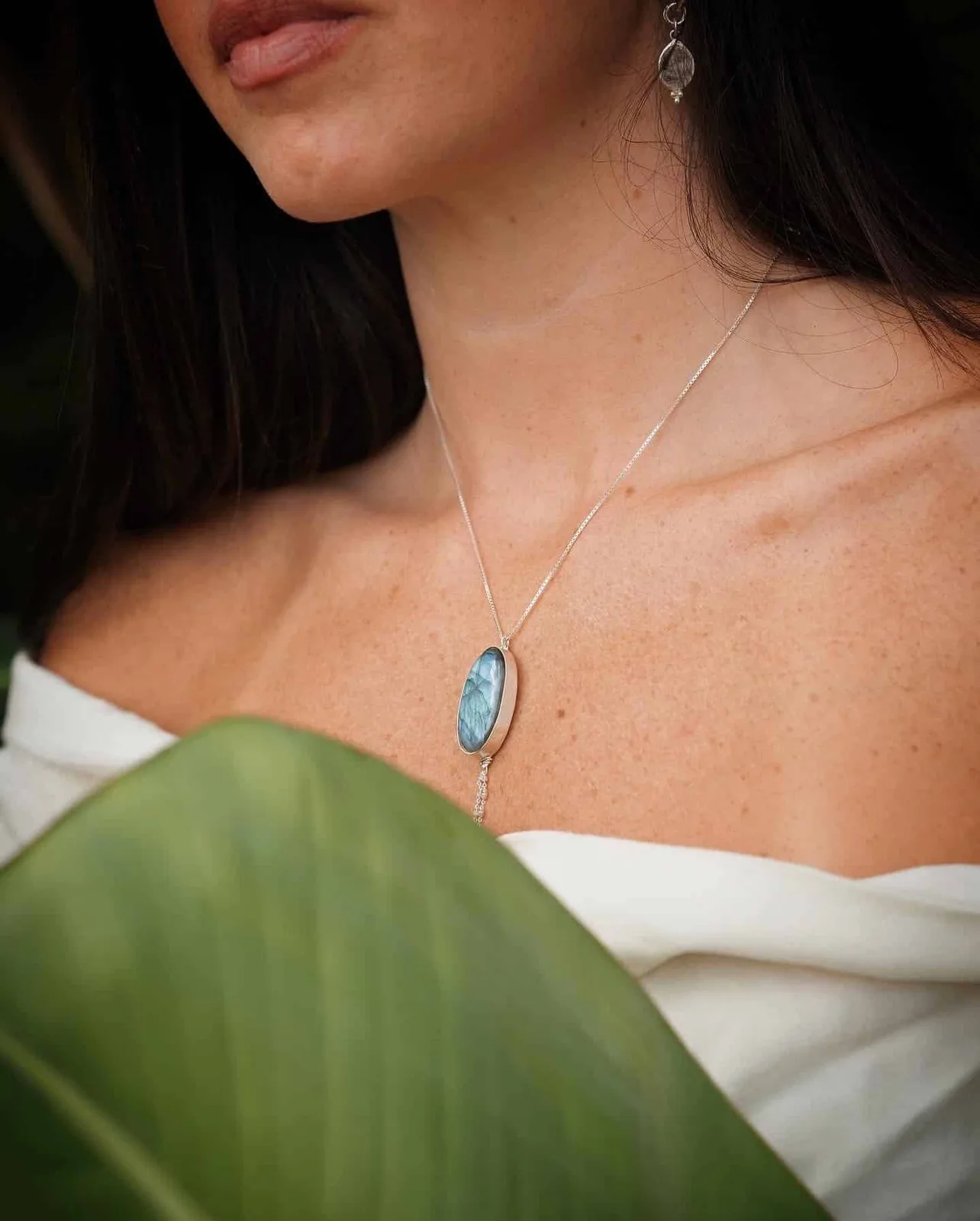 LAMORE NECKLACE