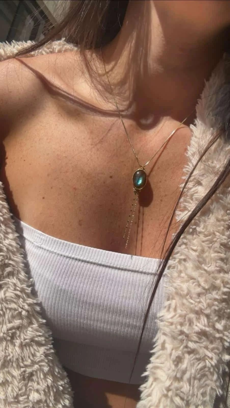 MINI GOLD LULIT NECKLACE