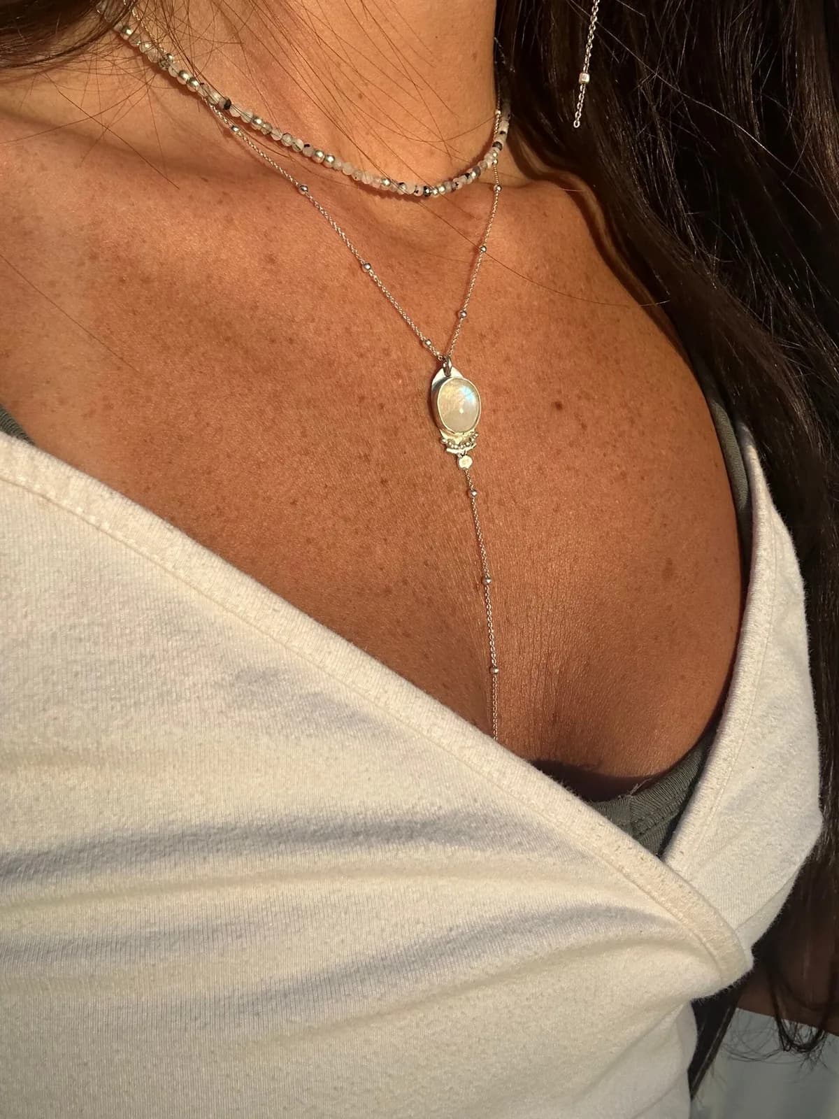 RORO MOONSTONE NECKLACE