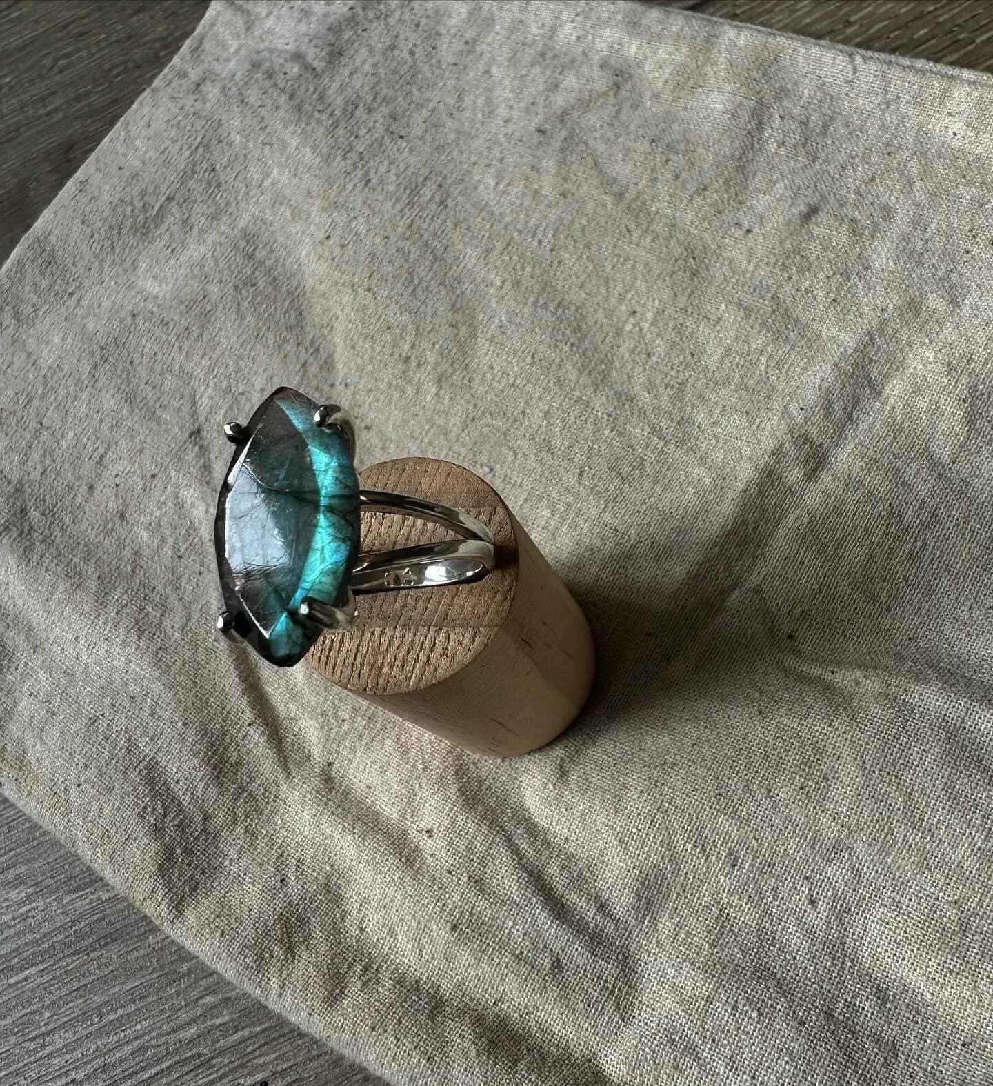 LABRADORITE MARQUISE RING