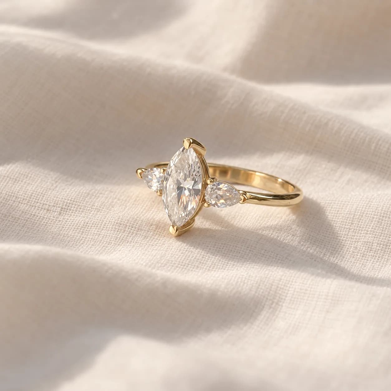 GOLD MARQUISE RING