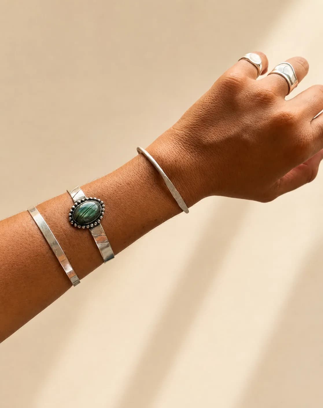 FLOWER BRACELET