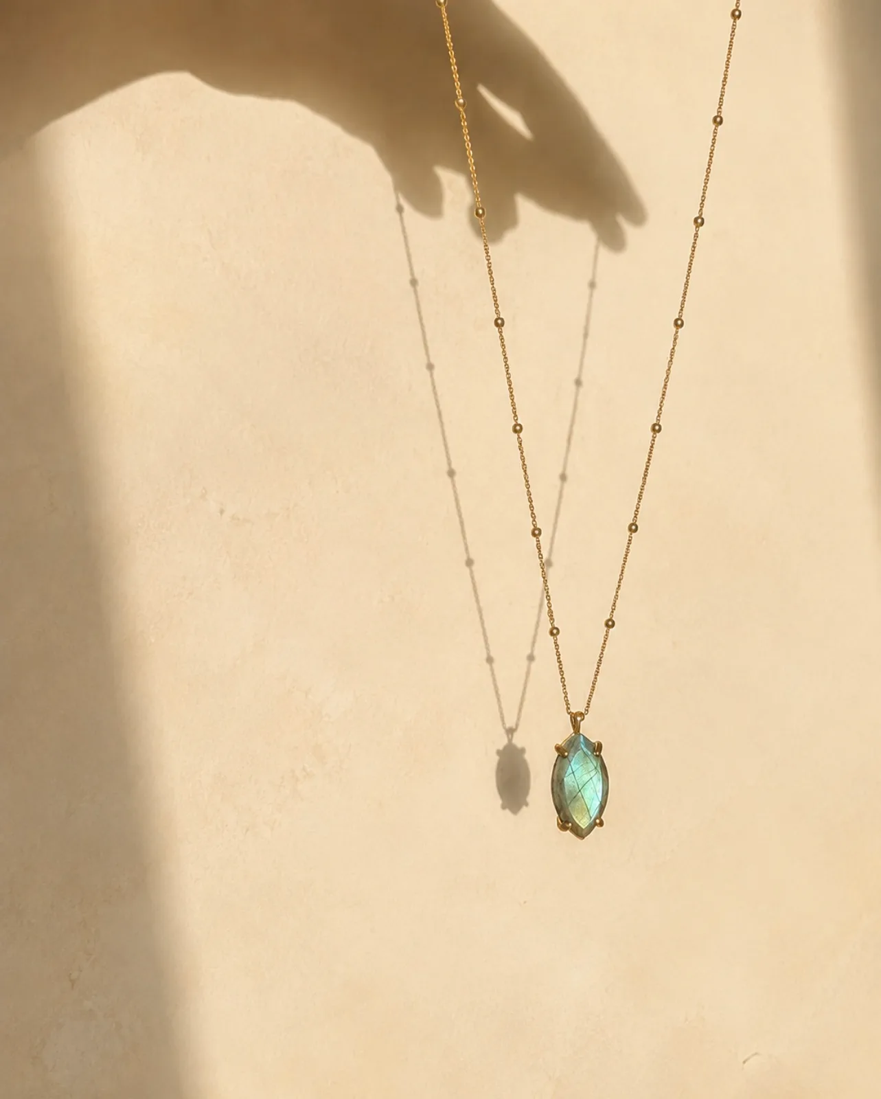LABRADORITE LIA NECKLACE