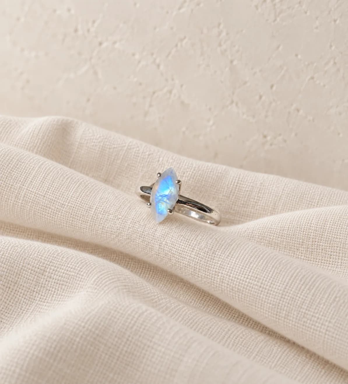 MINI MOONSTONE MARQUISE RING – SILVER